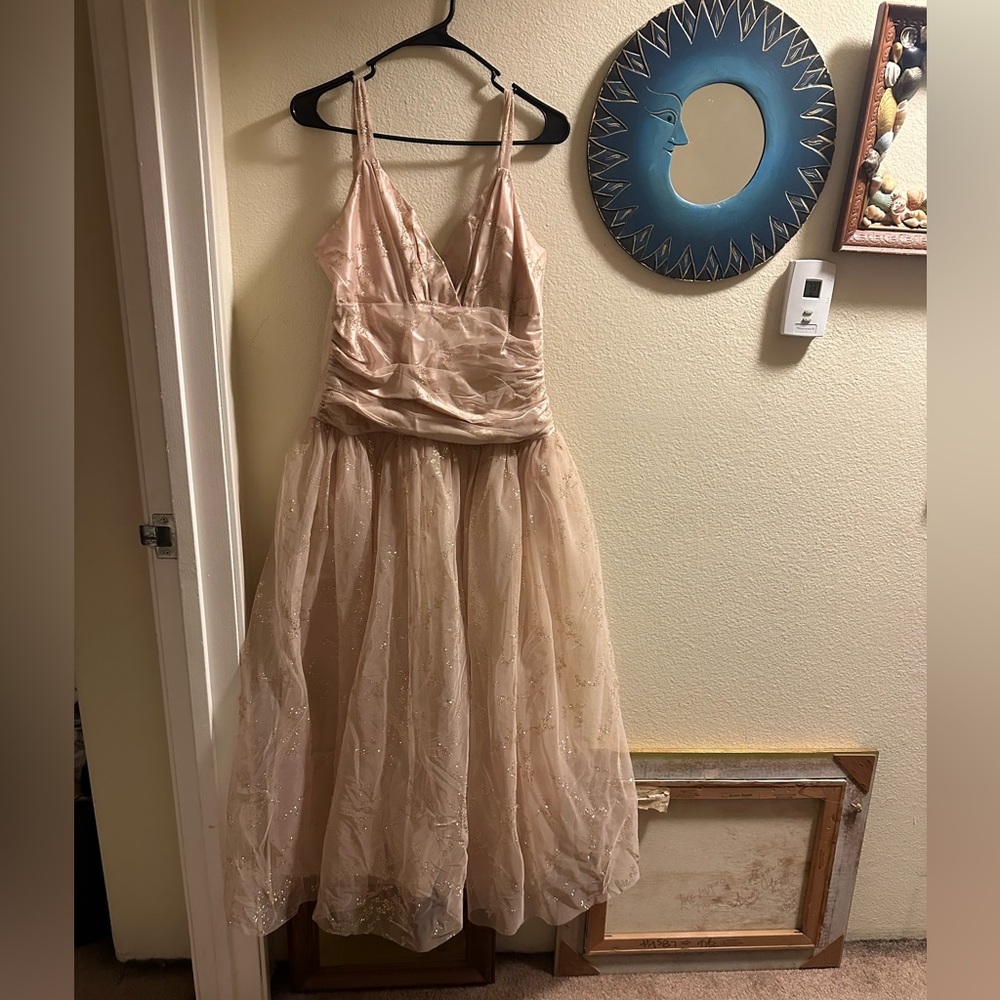 Jessica McClintock Gold Shimmer Dress M